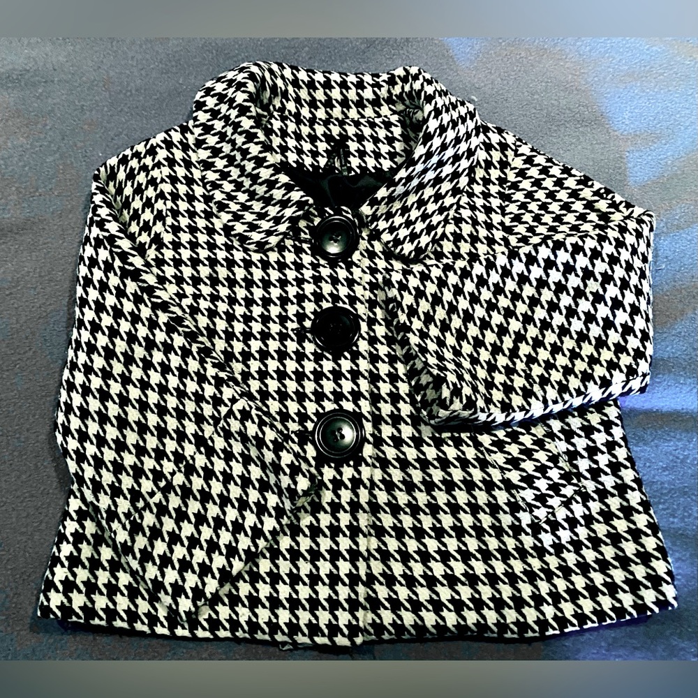 Lapis Black and White Houndstooth Cropped Coat